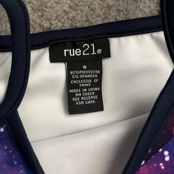 Rue21 crop top tank top - Picture 2 of 2
